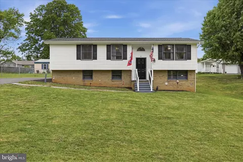 110 Hedrick Ave, Martinsburg, WV 25405