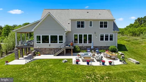129 Agnese Ct, Martinsburg, WV 25404