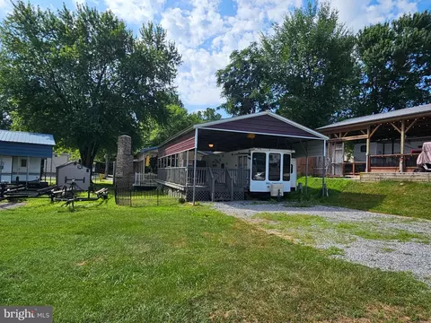 Block 2 Lot 8 Cindy Ave, Falling Waters, WV 25419