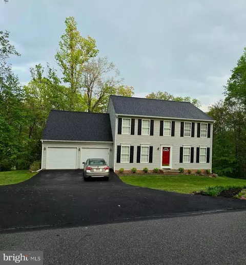 336 Zenith Dr, Hedgesville, WV 25427