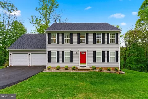 336 Zenith Dr, Hedgesville, WV 25427