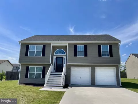 39 Gnatcatcher Ln, Martinsburg, WV 25405