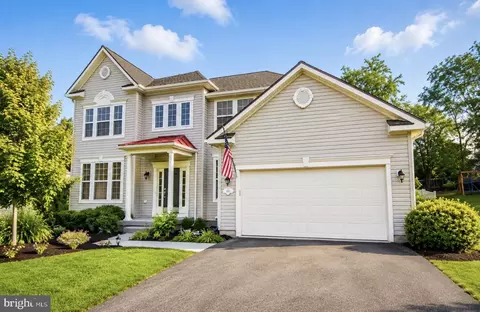 567 Rivanna Run, Falling Waters, WV 25419