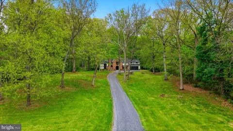 387 Weaver Ln, Martinsburg, WV 25403