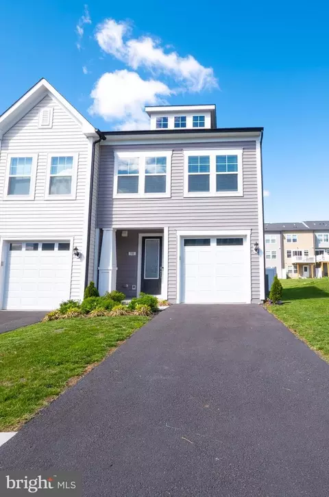 38 Spool Rd, Inwood, WV 25428