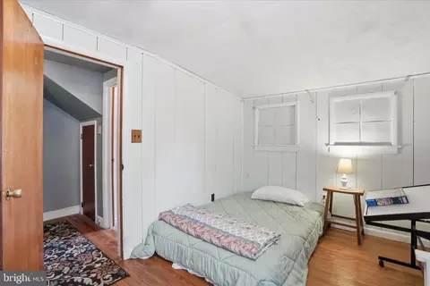 Bedroom - 2066 Broad, Falling Waters, WV 25419 photo 7 of 8