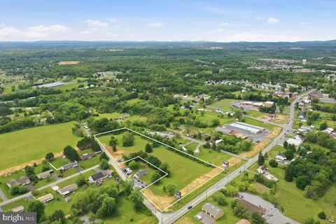 Williamsport Pike, Falling Waters, WV 25419