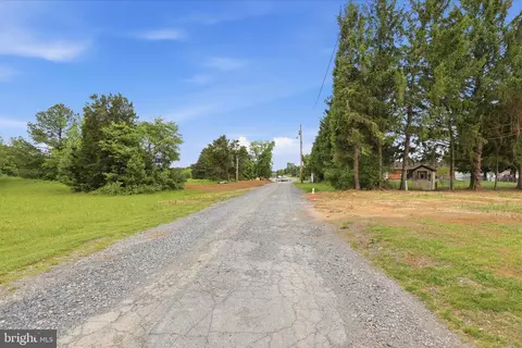 Murphy Lane, Falling Waters, WV 25419 photo 3