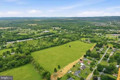 Murphy Lane, Falling Waters, WV 25419 photo 10
