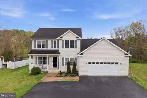 46 Willowby Ct, Bunker Hill, WV 25413