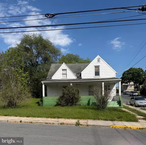 803 3rd St, Martinsburg, WV 25404