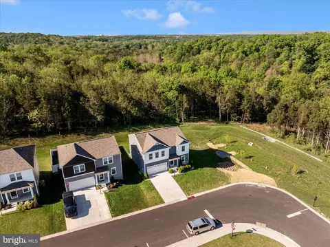 View/Area - 12 Belmont Pl, Falling Waters, WV 25419 photo 4 of 10