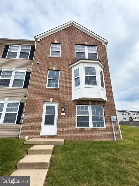 14 Zaharias Dr, Martinsburg, WV 25405