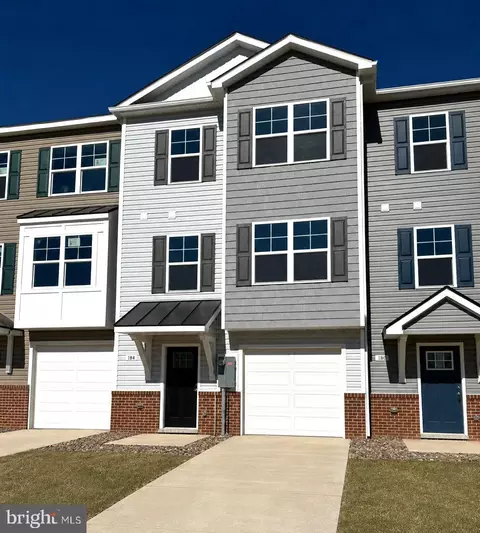 184 Guatemala Dr, Martinsburg, WV 25403
