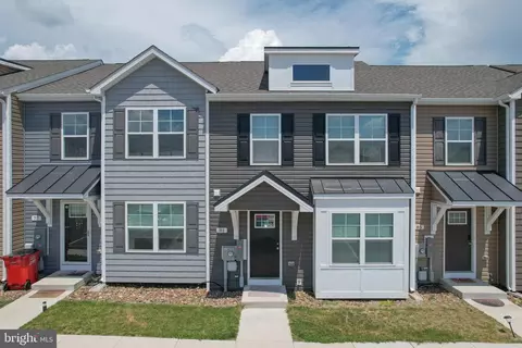 81 Heritage Hills Dr, Martinsburg, WV 25405