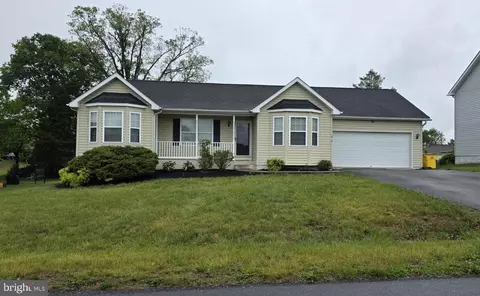 412 Ford Cir, Inwood, WV 25428