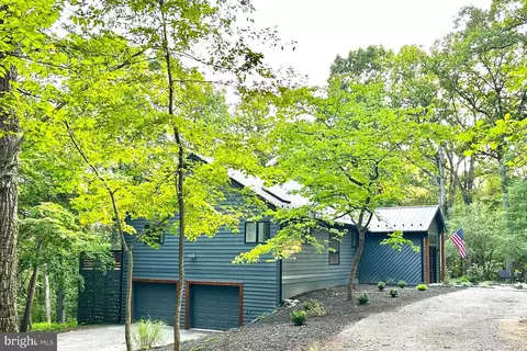228 Rising Sun Rd, Hedgesville, WV 25427