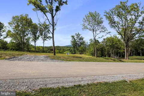 29 Falling Waters Drive, Falling Waters, WV 25419