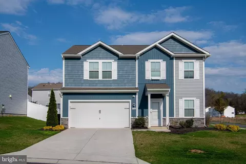 106 Perdiz Rd, Hedgesville, WV 25427