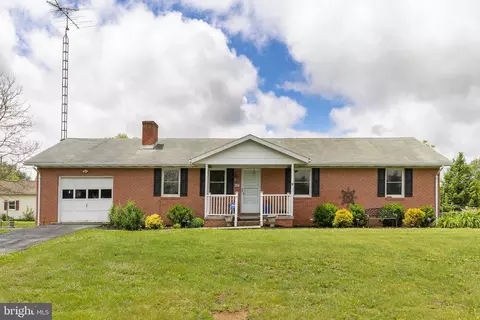 627 Montmorency Dr, Bunker Hill, WV 25413