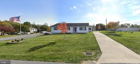 15 Sylvia Ct, Martinsburg, WV 25404
