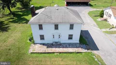 39 Karns Ct, Martinsburg, WV 25401