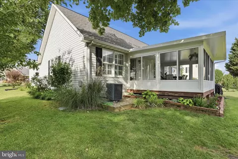 Exterior - 96 Phoenix Ln, Falling Waters, WV 25419 photo 10 of 10