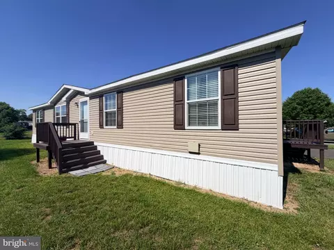 86 Apollo Ct, Martinsburg, WV 25405