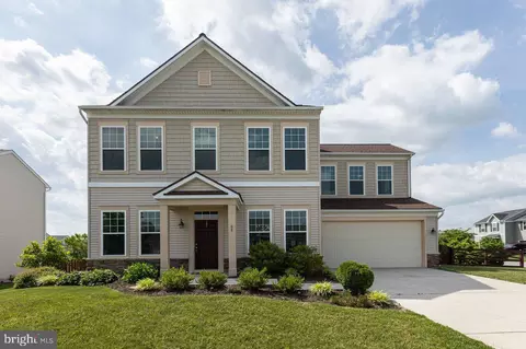 88 Liverpool Ln, Martinsburg, WV 25405