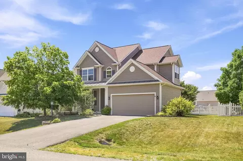 148 Sequoia Dr, Inwood, WV 25428
