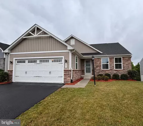 287 Bookers Ct, Martinsburg, WV 25405