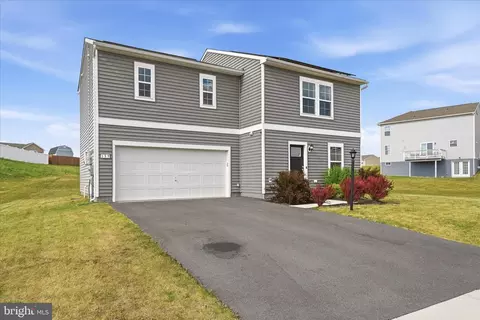 139 Kiskadee Dr, Bunker Hill, WV 25413
