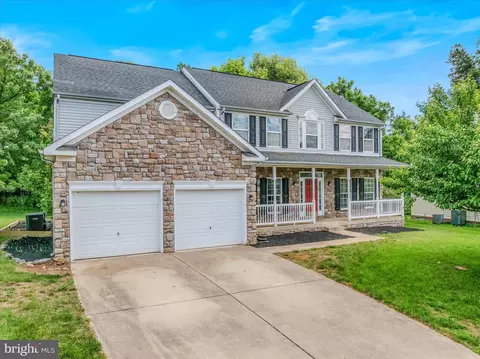 169 Rubens Cir, Martinsburg, WV 25403