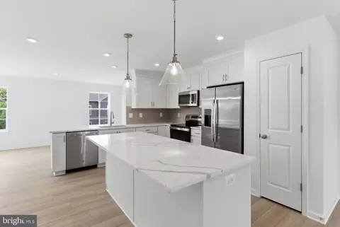 123 Grayling Rd, Inwood, WV 25428