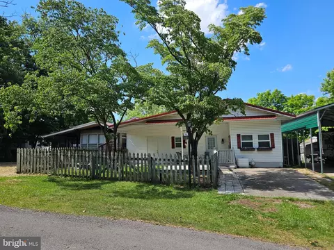 Block 18 Lot 44 Hollow Log, Falling Waters, WV 25419