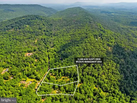 34-35 Maverick Trl, Hedgesville, WV 25427
