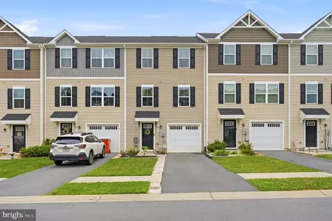 23 Wiggles Ct, Martinsburg, WV 25403