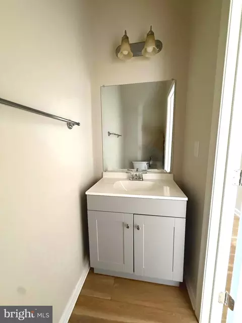 Bath - 25 Cavendish Way, Falling Waters, WV 25419 photo 1 of 6