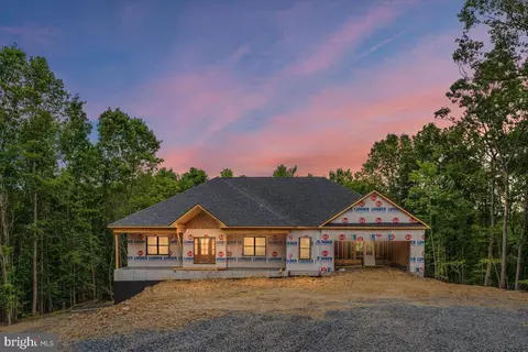 405 Teardrop Trl, Gerrardstown, WV 25420