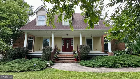 47 Cambridge Ct, Martinsburg, WV 25403