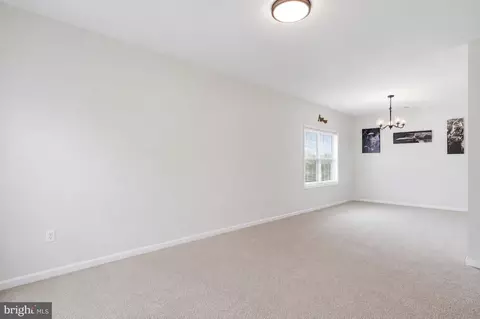Living - 48 Lansing Ct, Falling Waters, WV 25419 photo 1 of 1