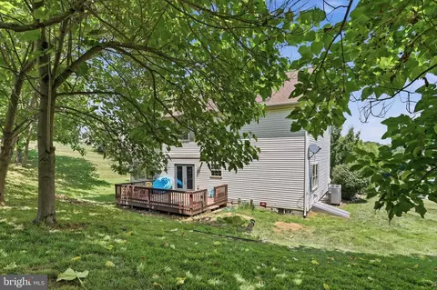 Exterior - 48 Lansing Ct, Falling Waters, WV 25419 photo 9 of 11
