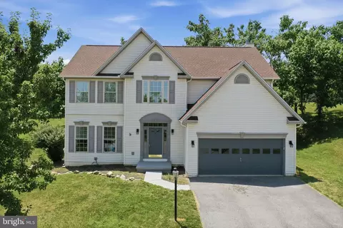 Exterior - 48 Lansing Ct, Falling Waters, WV 25419 photo 11 of 11