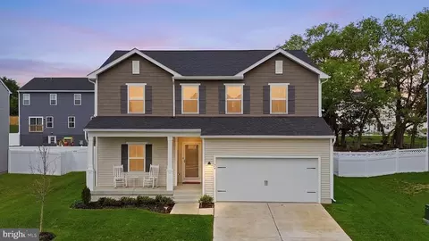 26 Reformation Dr, Martinsburg, WV 25405
