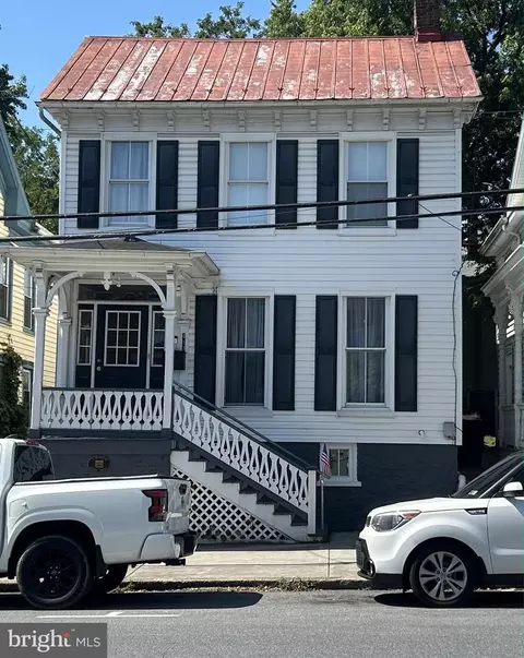 417 W Burke St, Martinsburg, WV 25401