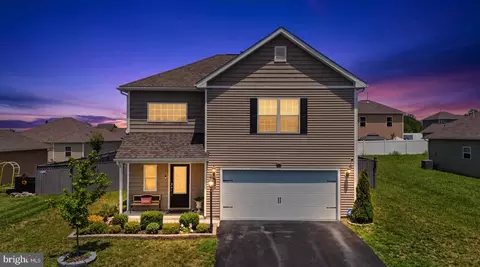 58 Sargent Ln, Martinsburg, WV 25401