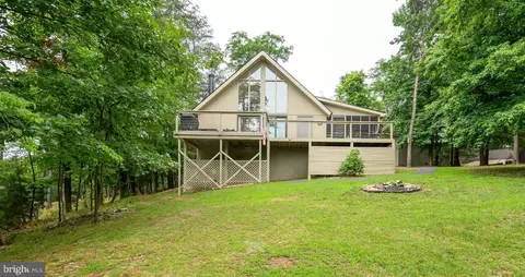 496 Winter Cp, Hedgesville, WV 25427