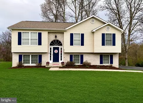 241 Coriander Way, Inwood, WV 25428