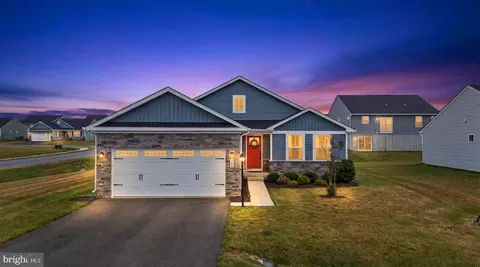 248 Perspective Pl, Hedgesville, WV 25427