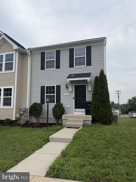 12 Britania Ct, Martinsburg, WV 25405